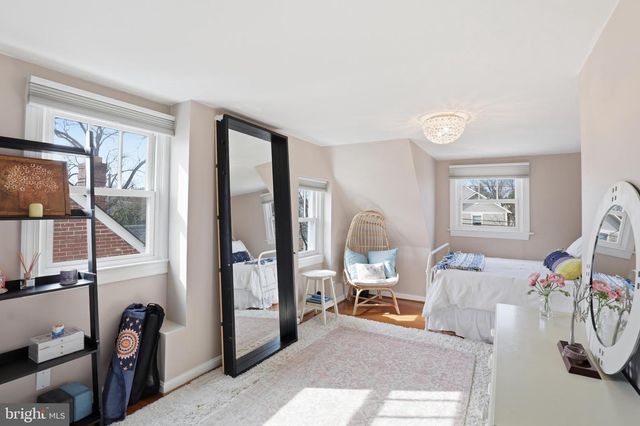 6020 20TH ST N, Arlington, VA 22205