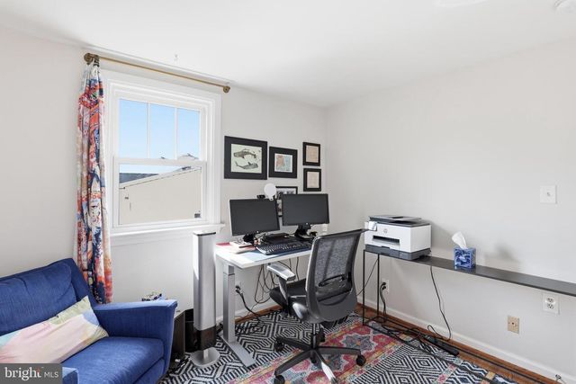 6020 20TH ST N, Arlington, VA 22205