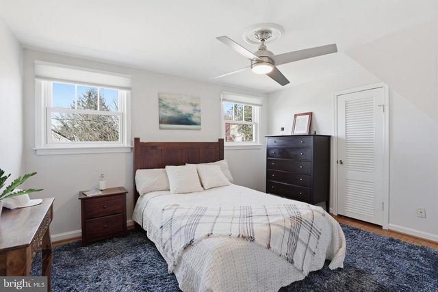 6020 20TH ST N, Arlington, VA 22205