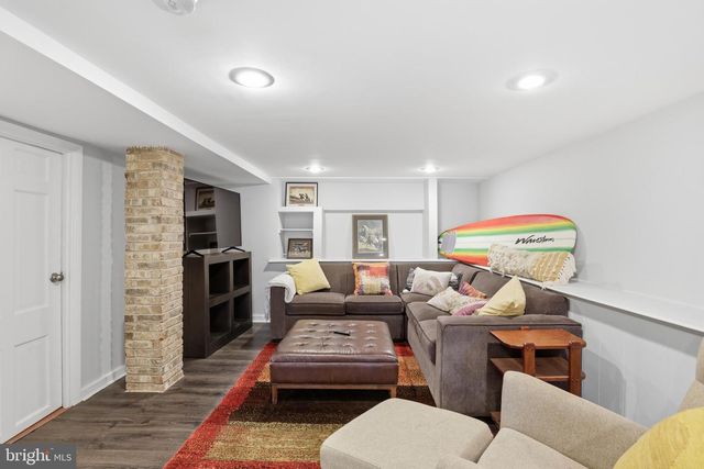 6020 20TH ST N, Arlington, VA 22205