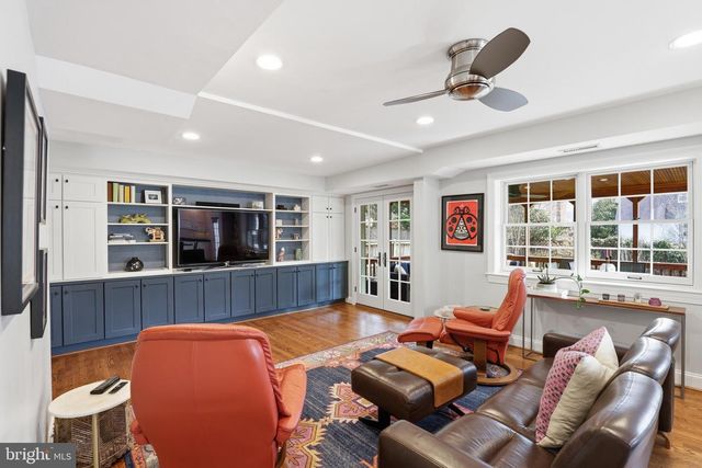 6020 20TH ST N, Arlington, VA 22205