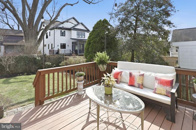 6020 20TH ST N, Arlington, VA 22205