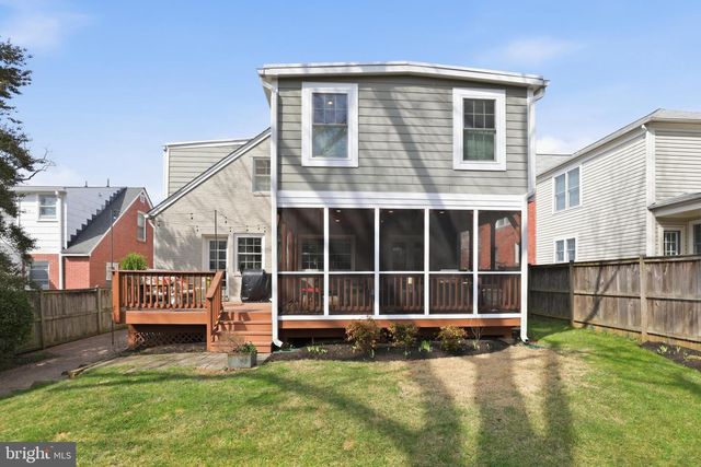 6020 20TH ST N, Arlington, VA 22205