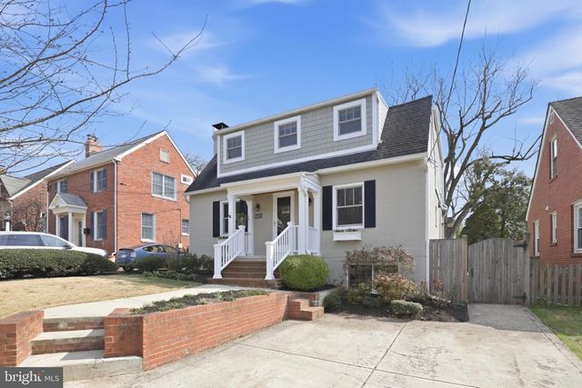 6020 20TH ST N, Arlington, VA 22205