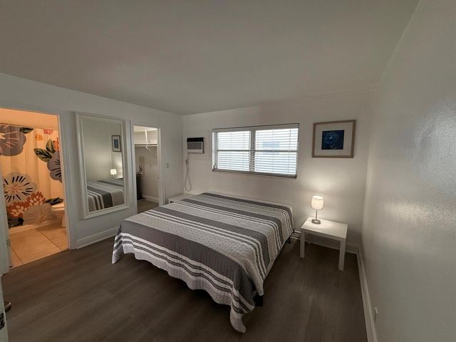 3226 NE 12TH Street 7, Pompano Beach, FL 33062