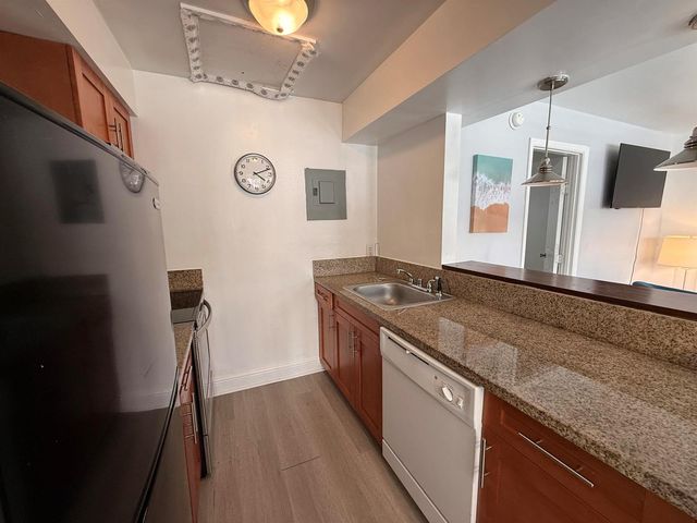 3226 NE 12TH Street 7, Pompano Beach, FL 33062
