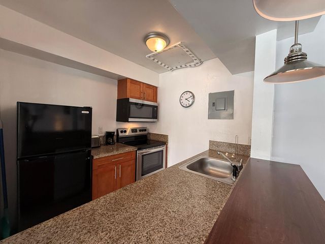 3226 NE 12TH Street 7, Pompano Beach, FL 33062