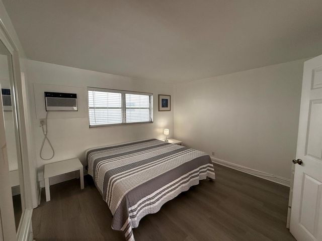 3226 NE 12TH Street 7, Pompano Beach, FL 33062