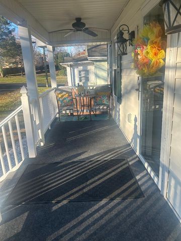 4711 Surrey AVE, Roanoke, VA 24017