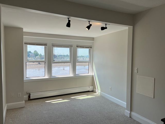 235 Washington Ave 3, Winthrop, MA 02152