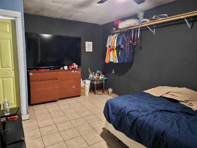 121 Norview Drive, Houston, TX 77022