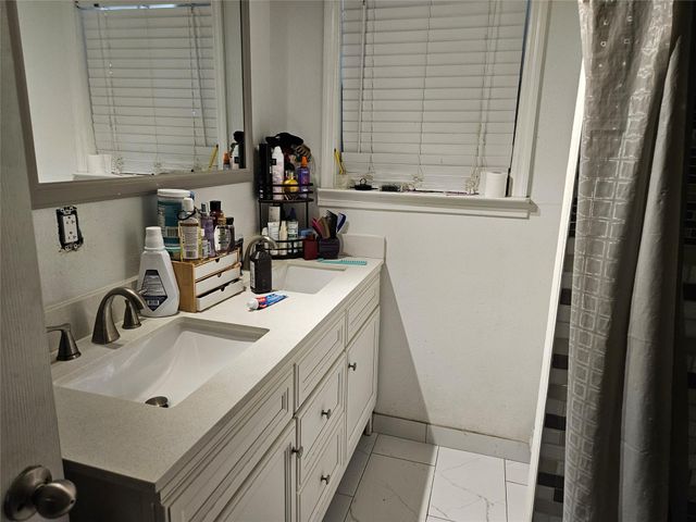 121 Norview Drive, Houston, TX 77022