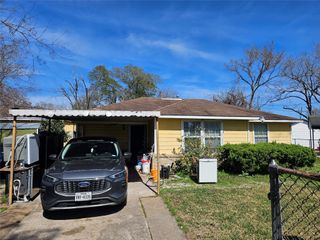 121 Norview Drive, Houston, TX 77022