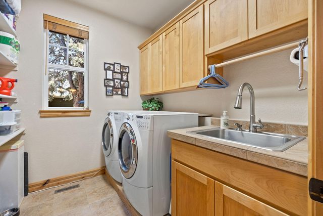 3281 NW Bungalow Drive, Bend, OR 97703