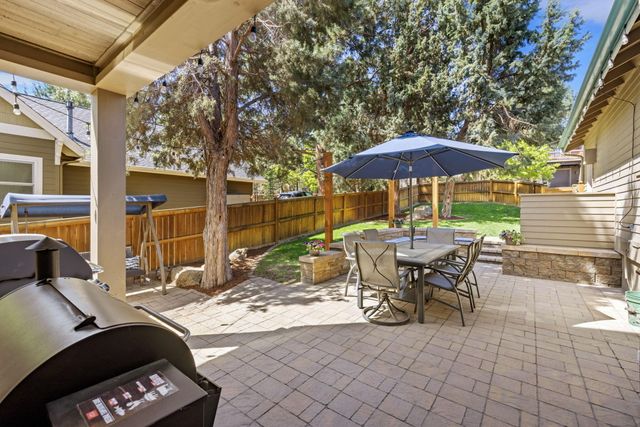 3281 NW Bungalow Drive, Bend, OR 97703