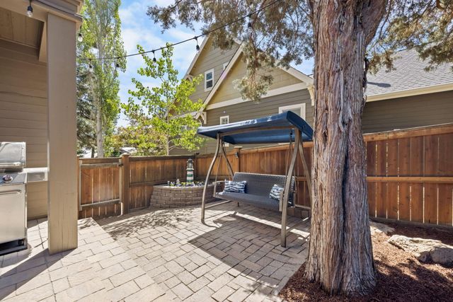 3281 NW Bungalow Drive, Bend, OR 97703