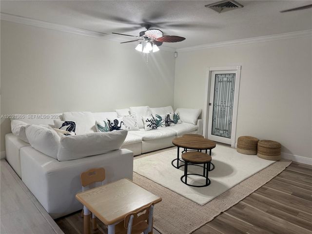 5170 SW 18th Ct Primary, Plantation, FL 33317