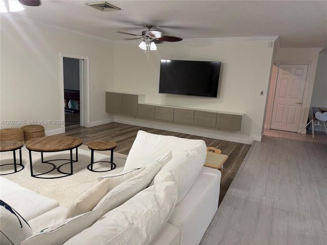 5170 SW 18th Ct Primary, Plantation, FL 33317