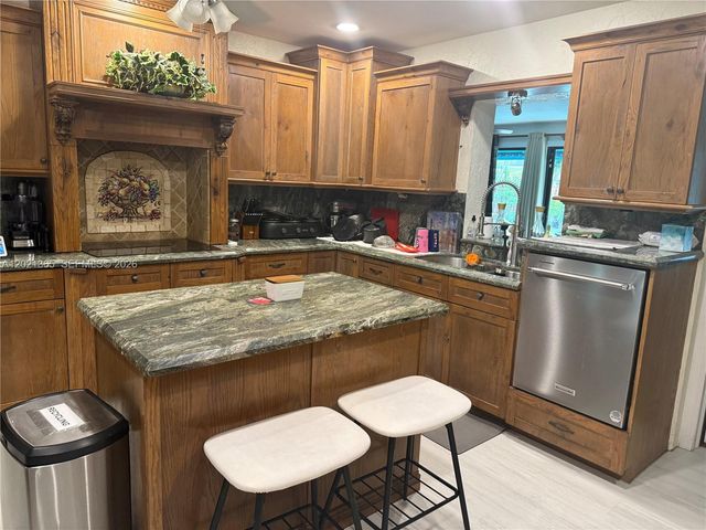 5170 SW 18th Ct Primary, Plantation, FL 33317