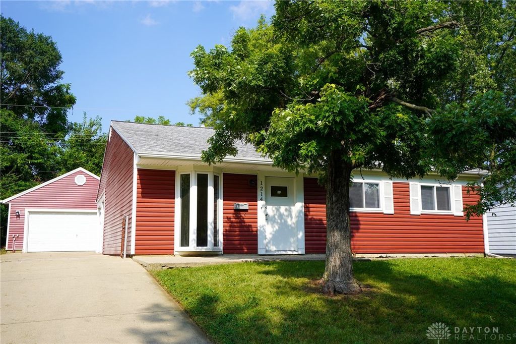 1214 Sanford Drive, Dayton, OH 45432