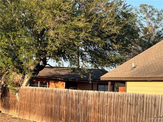 2112 Erie Avenue, Mcallen, TX 78501