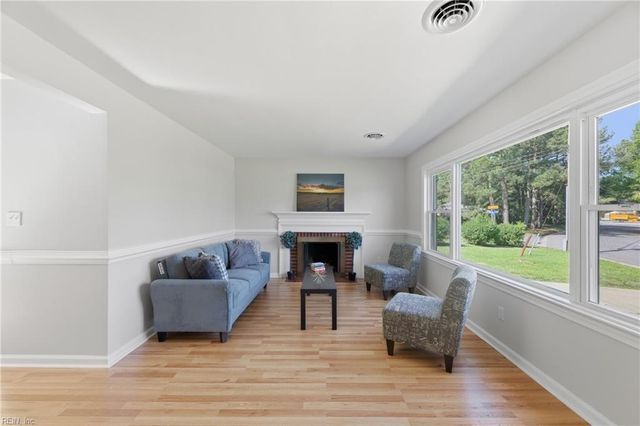 3 Marcella RD, Hampton, VA 23666