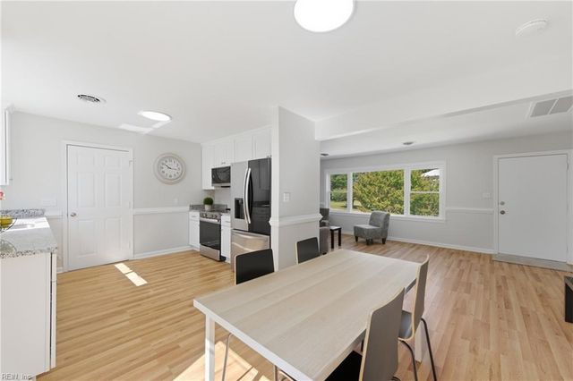 3 Marcella RD, Hampton, VA 23666