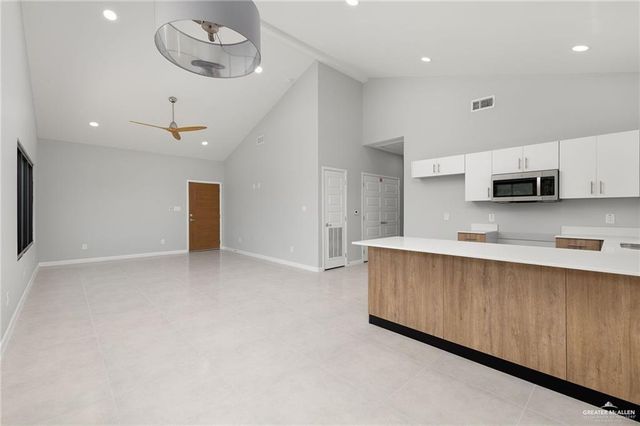 2705 Woodpecker Road 2, Weslaco, TX 78596