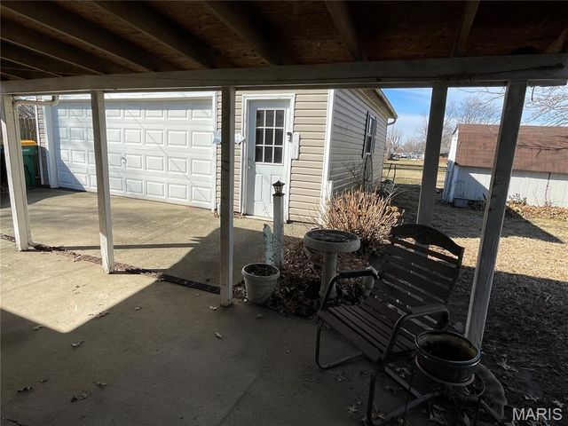 4 Watertown Circle, Granite City, IL 62040