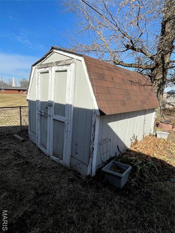 4 Watertown Circle, Granite City, IL 62040