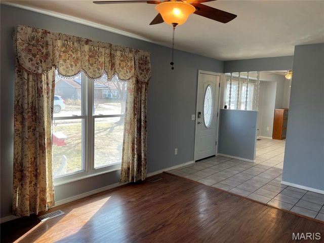 4 Watertown Circle, Granite City, IL 62040