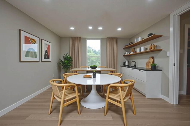 519 State Highway Jj, Aurora, MO 65605