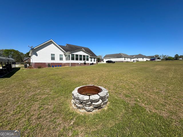 615 Waverly Lane, Statesboro, GA 30458