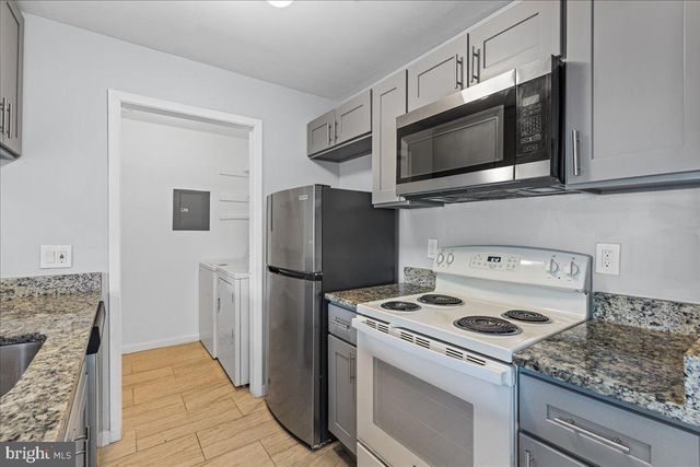 1110 MARESFIELD CT, Marlton, NJ 08053