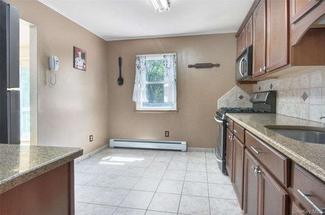 554 High Street, Monroe, NY 10950