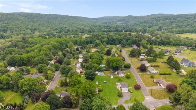 79 Main Street, Califon Boro, NJ 07830