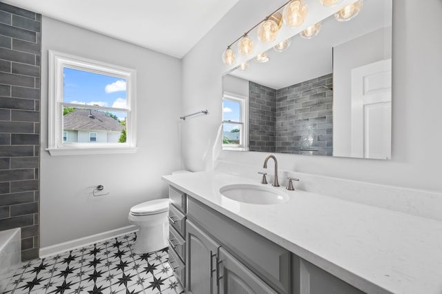 1183 Buckingham Cir, Franklin, TN 37064