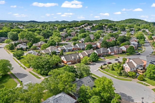 1183 Buckingham Cir, Franklin, TN 37064