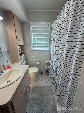 98 Liberty Street, Fords, NJ 08863