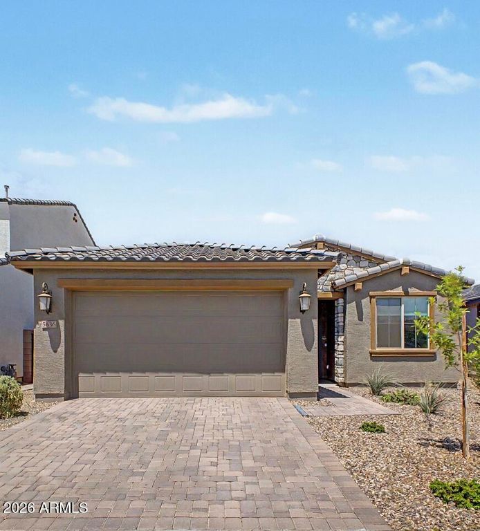 5636 W CHUCK BOX Road, Laveen, AZ 85339