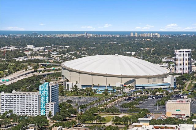 275 1ST AVENUE S 3906, St Petersburg, FL 33701