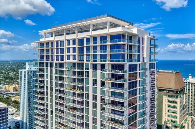 275 1ST AVENUE S 3906, St Petersburg, FL 33701