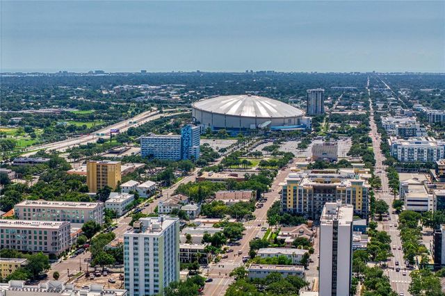 275 1ST AVENUE S 3906, St Petersburg, FL 33701