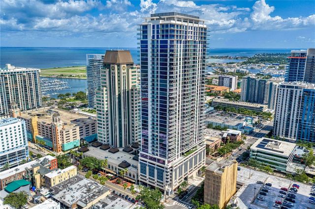 275 1ST AVENUE S 3906, St Petersburg, FL 33701