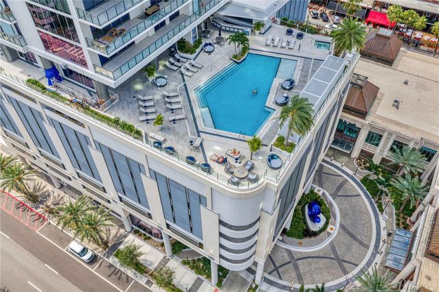 275 1ST AVENUE S 3906, St Petersburg, FL 33701