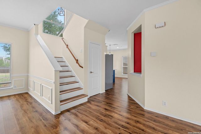 300 Rustic Trl, Cibolo, TX 78108