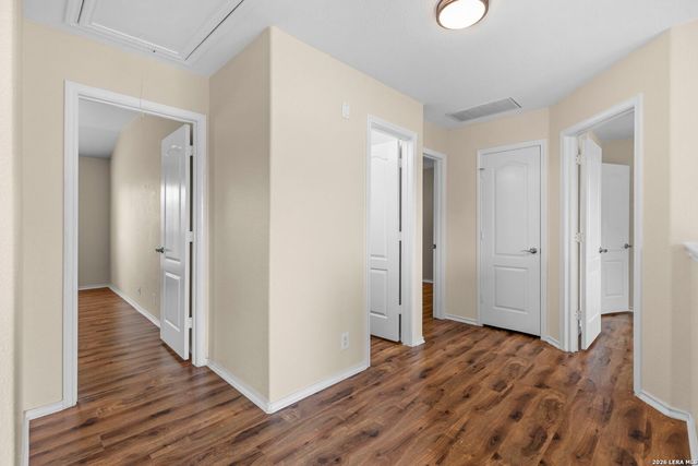 300 Rustic Trl, Cibolo, TX 78108