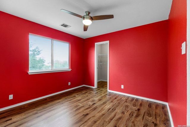 300 Rustic Trl, Cibolo, TX 78108