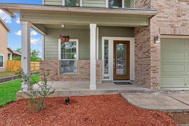 300 Rustic Trl, Cibolo, TX 78108