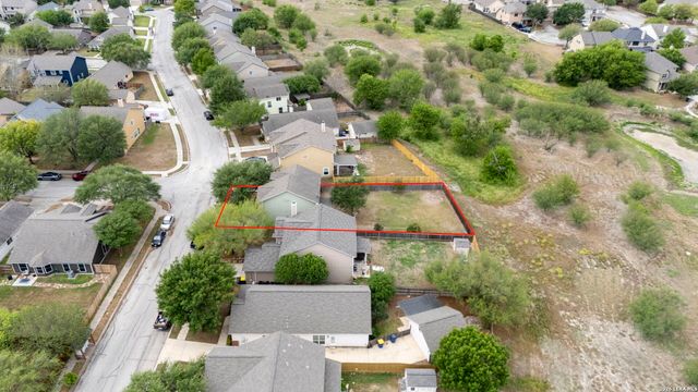 300 Rustic Trl, Cibolo, TX 78108